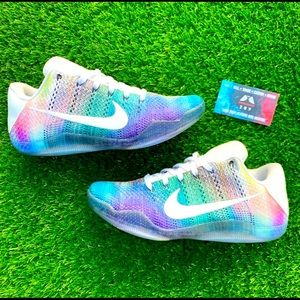 Size 9 worn once Kobe 11s